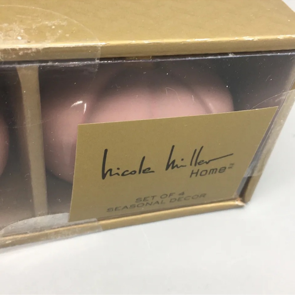 Nicole Miller Blush Pink Glazed Ceramic Pumpkins with Gold Stalks Set of 4 - Picture 14 of 14